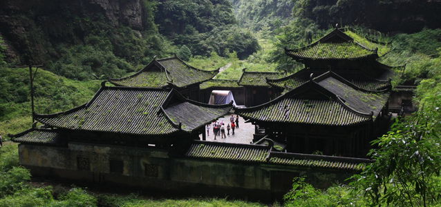 武隆仙女山-天坑三桥-龙水峡地缝-印象武隆二日游